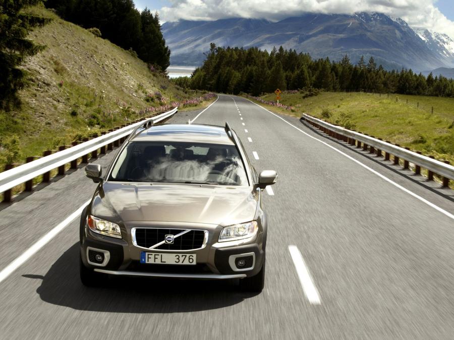  Volvo XC70 2007 года  (фото 13 из 30)